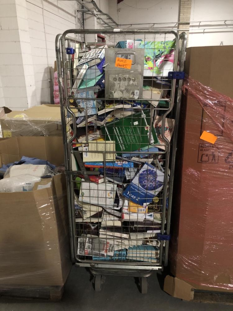 Lot 1094  
            Chesterfield SR40 - Collection 

                
CAGE OF ASSORTED BOOKS TO INCLUDE FLESH BY DAVID SZALAY (COLLECTION ONLY) (CAGE N...