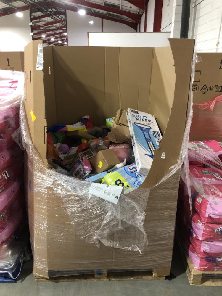 Lot 1098  
            Chesterfield SR40 - Collection or Optional Delivery Available 

                
PALLET OF ASSORTED ITEMS TO INCLUDE REGINA TOILET TISSUE (LOCATION: SR42)