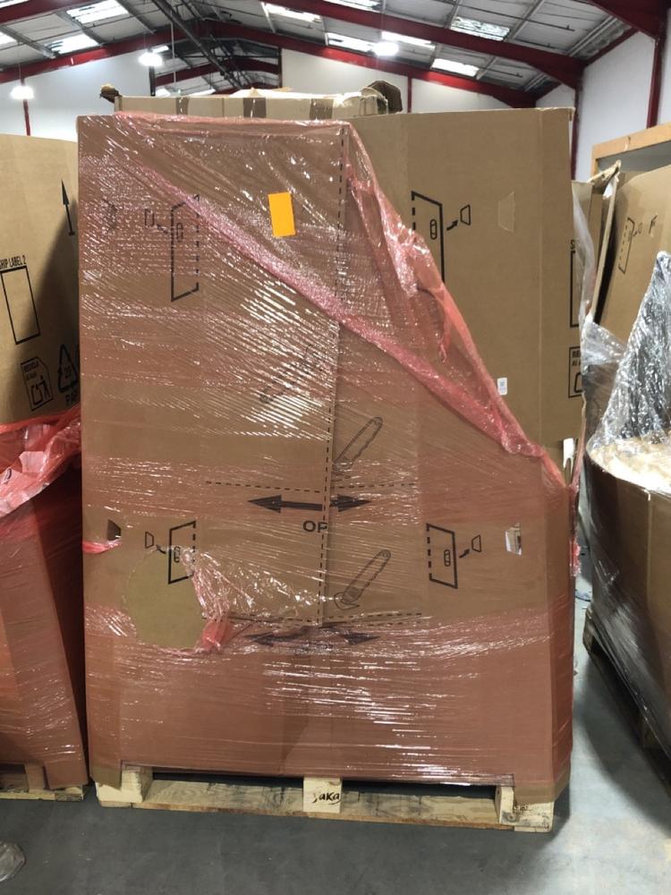 Lot 1111  
            Chesterfield SR40 - Collection or Optional Delivery Available 

                
PALLET OF ASSORTED ITEMS TO INCLUDE SAMSUNG INDUCTION HOB (LOCATION: SR42)