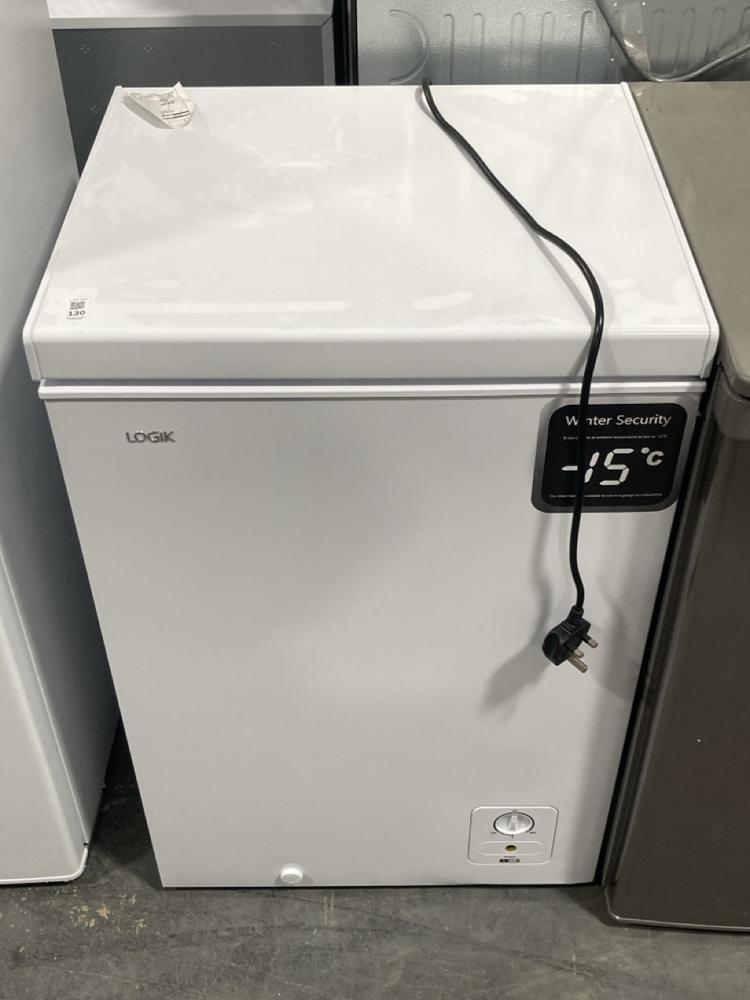 Lot 130  
            Chesterfield SR40 - Collection or Optional Delivery Available 

                
LOGIK CHEST FREEZER IN WHITE MODEL: L95CFW23 ORIGINAL RRP- £149 (LOCATION: A3)
