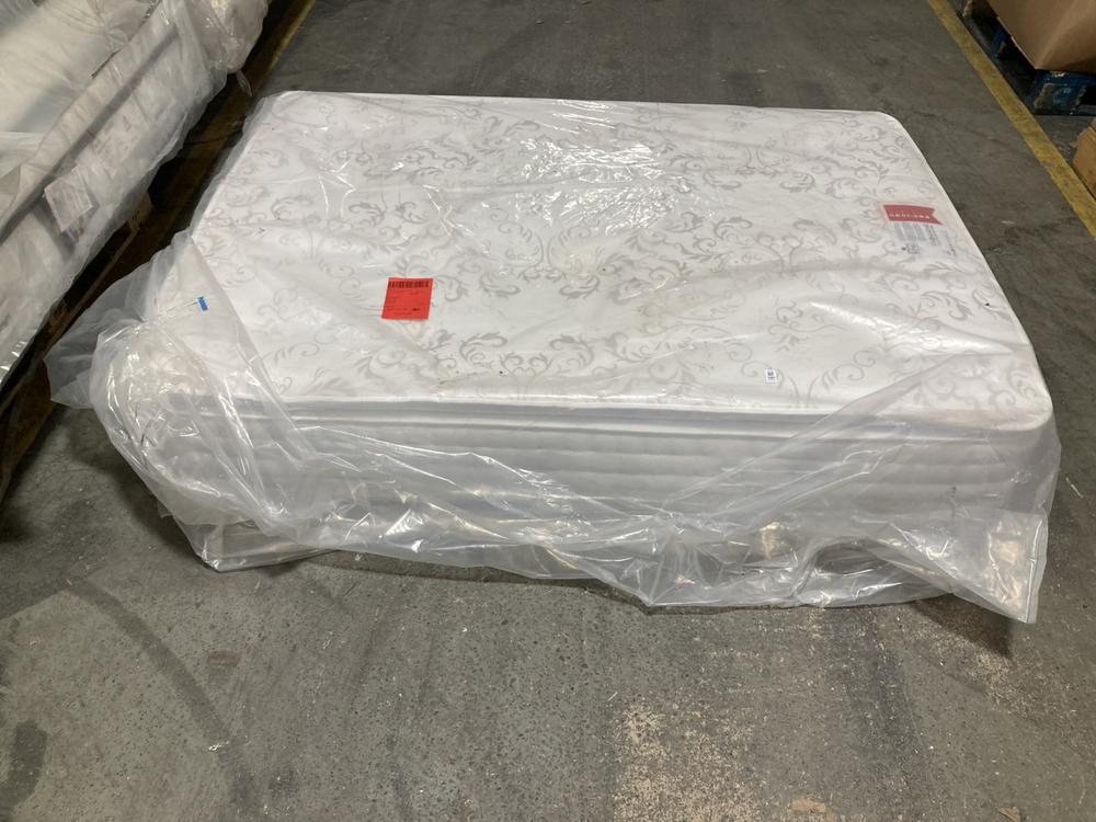 Lot 195  
            Chesterfield SR40 - Collection or Optional Delivery Available 

                
SPRING KING MATTRESS IN WHITE SIZE 140 X 190 CM (LOCATION: A5)