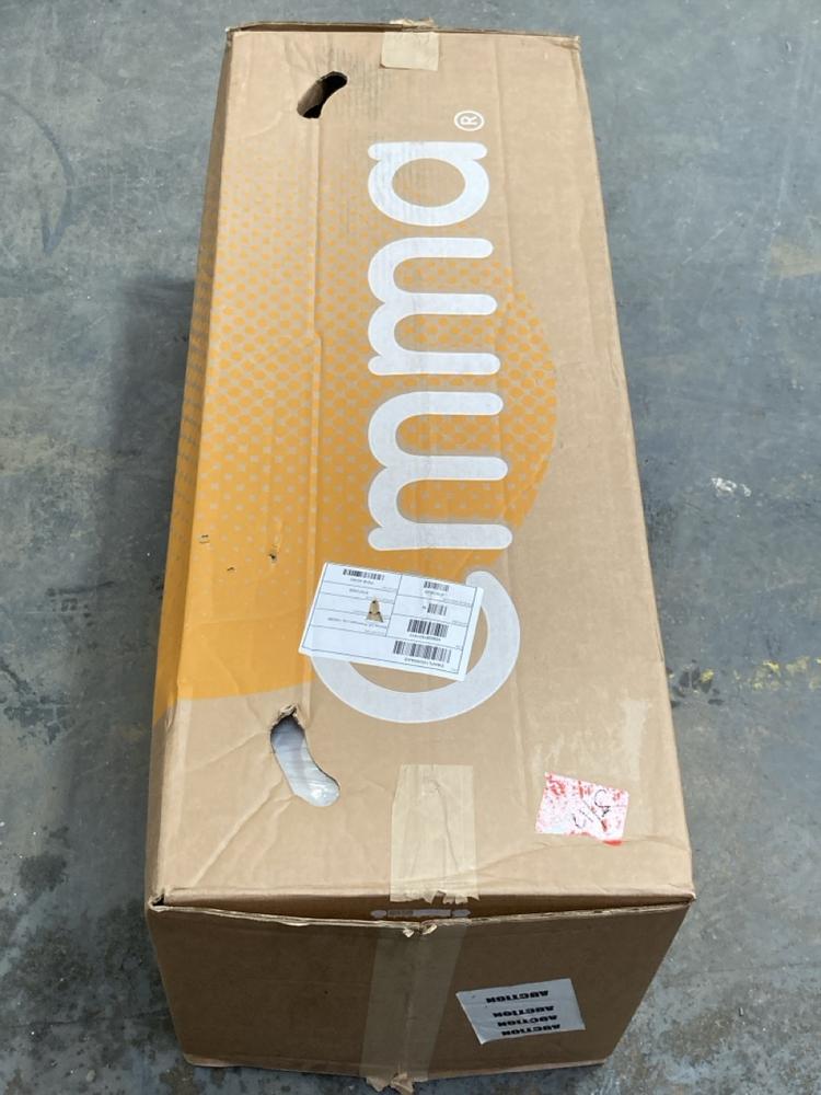 Lot 213  
            Chesterfield SR40 - Collection or Optional Delivery Available 

                
EMMA BOXED MATTRESS SIZE 150 X 200CM (LOCATION: A5)