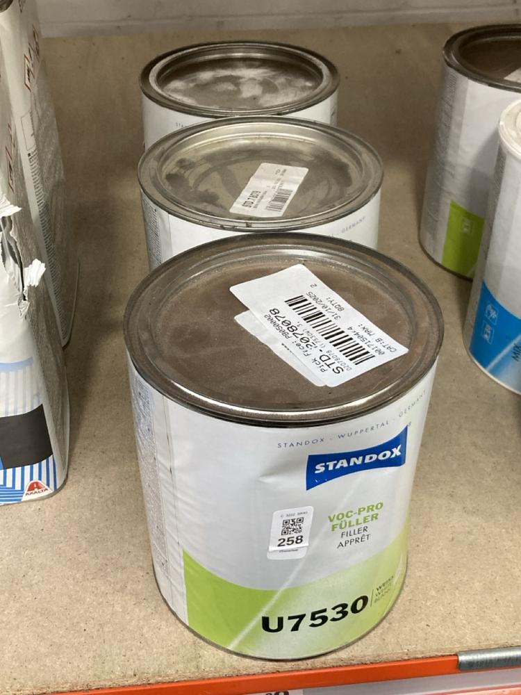 Lot 258  
            Chesterfield SR40 - Collection 

                
3 X ASSORTED LIQUIDS TO INCLUDE STANDOX VOC PRO FILLER 3.5L (COLLECTION ONLY) (LO...