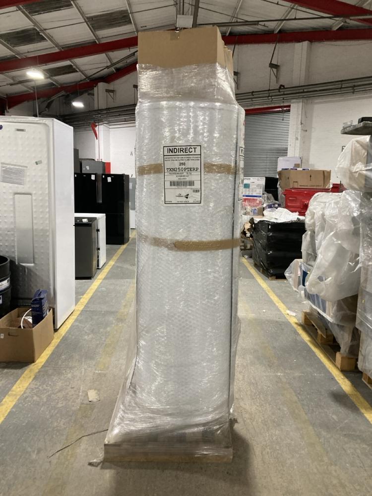 Lot 29  
            Chesterfield SR40 - Collection or Optional Delivery Available 

                
KINGSPAN UNVENTED HOT WATER STORAGE CYLINDER RANGE TRIBUNE XE PRE PLUMB TWIN ZONE...