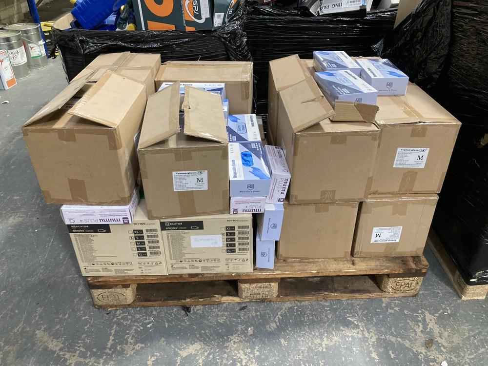 Lot 329  
            Chesterfield SR40 - Collection or Optional Delivery Available 

                
PALLET OF DISPOSABLE GLOVES (LOCATION: A7)