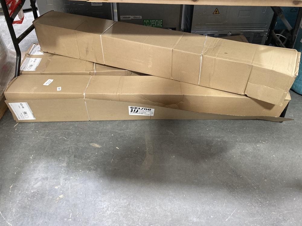 Lot 36  
            Chesterfield SR40 - Collection or Optional Delivery Available 

                
4 X GREENSTAR OILFIT VERTICAL FLUE KIT (LOCATION: A4)