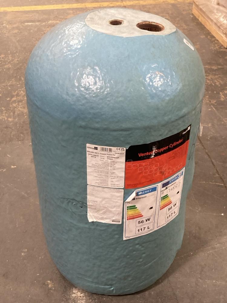 Lot 37  
            Chesterfield SR40 - Collection or Optional Delivery Available 

                
CENTER VENTED COPPER CYLINDER MODEL: WOLBIND22F ORIGINAL RRP- £310 (LOCATION: A4)