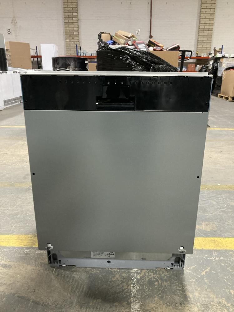 Lot 380  
            Chesterfield SR40 - Collection or Optional Delivery Available 

                
BOSCH FULLY INTEGRATED DISHWASHER IN SILVER MODEL: SMV6ZCX10G/60 ORIGINAL RRP- £8...