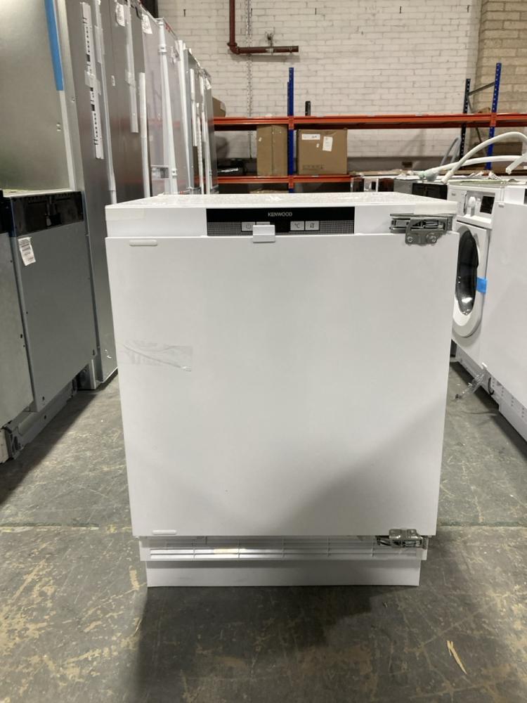 Lot 384  
            Chesterfield SR40 - Collection or Optional Delivery Available 

                
KENWOOD FULLY INTEGRATED FRIDGE IN WHITE MODEL: KIF60W23 ORIGINAL RRP- £269 (LOCA...
