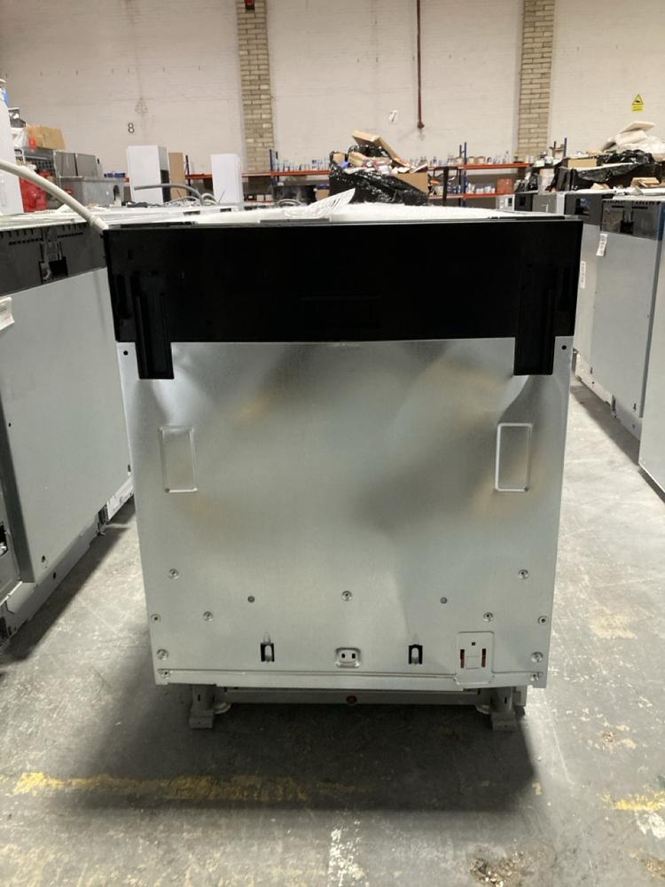 Lot 389  
            Chesterfield SR40 - Collection or Optional Delivery Available 

                
HOTPOINT FULLY INTEGRATED DISHWASHER IN BLACK MODEL: H8IHP42L ORIGINAL RRP- £339 ...