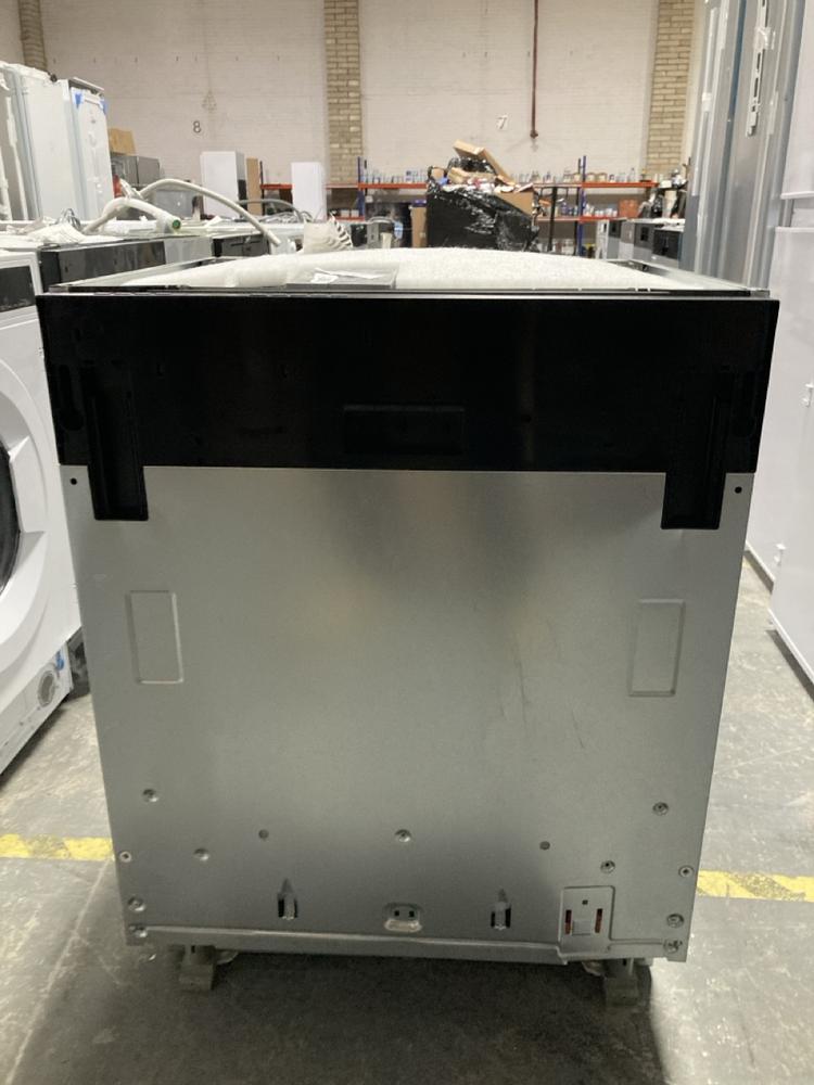 Lot 391  
            Chesterfield SR40 - Collection or Optional Delivery Available 

                
HOTPOINT FULLY INTEGRATED DISHWASHER IN BLACK MODEL: H7IHP42LUK ORIGINAL RRP- £33...