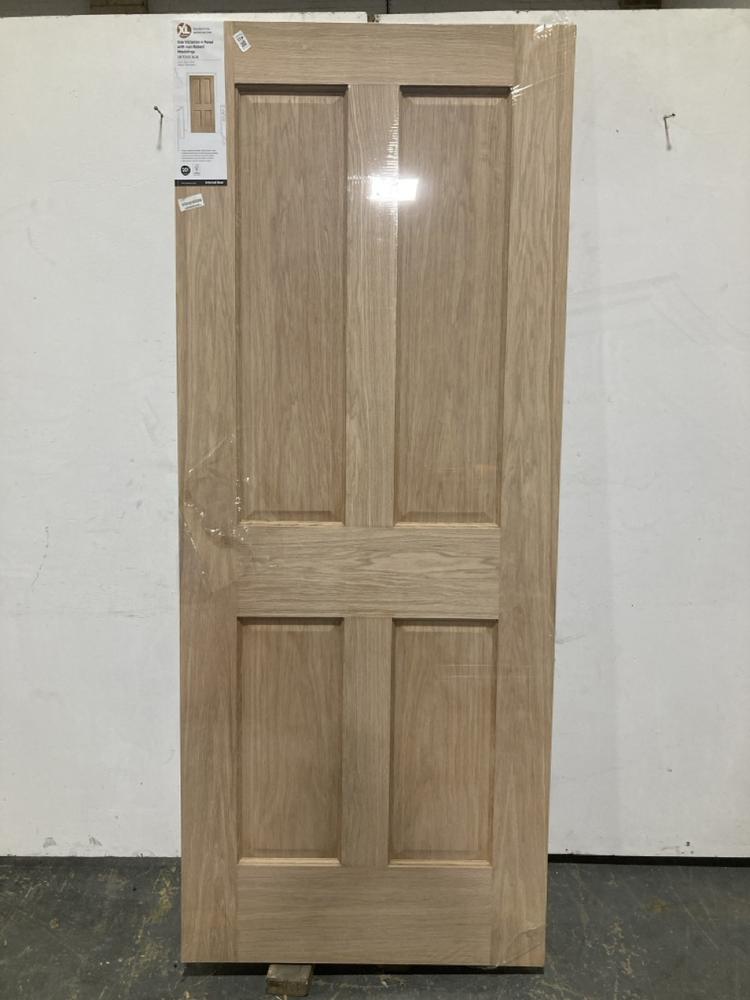 Lot 411  
            Chesterfield SR40 - Collection or Optional Delivery Available 

                
OAK VICTORIAN 4 PANEL INTERNAL DOOR WITH NON RAISED MOULDINGS 2040 X 826MM (LOCAT...