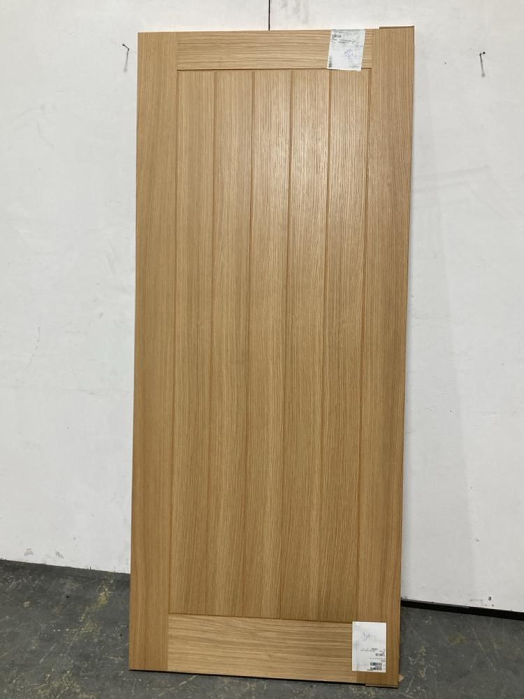 Lot 423  
            Chesterfield SR40 - Collection or Optional Delivery Available 

                
OAK PRE FINISHED COTTAGE DOOR 1981 X 838MM (LOCATION: B RACKING)