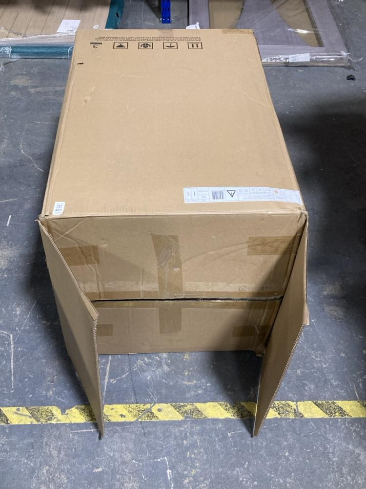 Lot 427  
            Chesterfield SR40 - Collection or Optional Delivery Available 

                
CREAM CURVED LIMESHADE OAK EXPOSED BACK TEXTURED FABRIC DINING CHAIR (LOCATION: B...