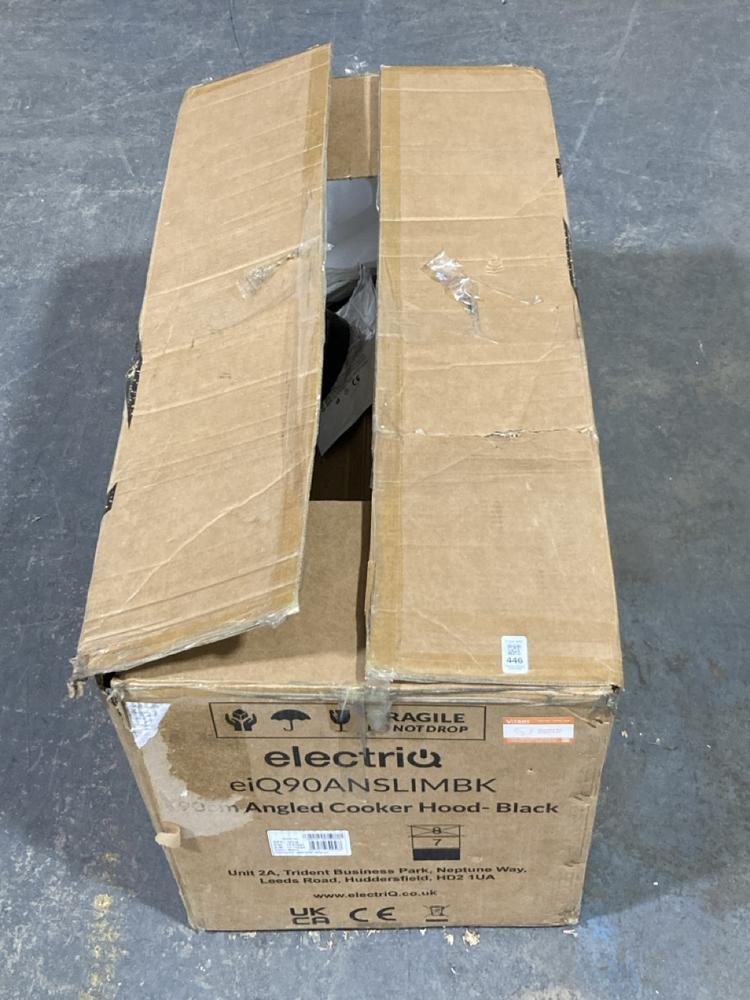 Lot 446  
            Chesterfield SR40 - Collection or Optional Delivery Available 

                
ELECTRIQ 90CM ANGLED COOKER HOOD IN BLACK MODEL: EIQ90ANSLIMBK ORIGINAL RRP- £200...