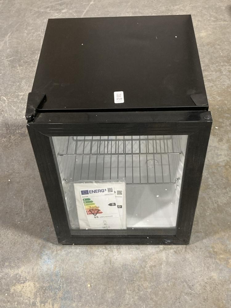 Lot 450  
            Chesterfield SR40 - Collection or Optional Delivery Available 

                
BOSS GRILL BEVERAGE COOLER IN BLACK MODEL: IQ BBQ KIT FRIV 2 (LOCATION: B RACKING)