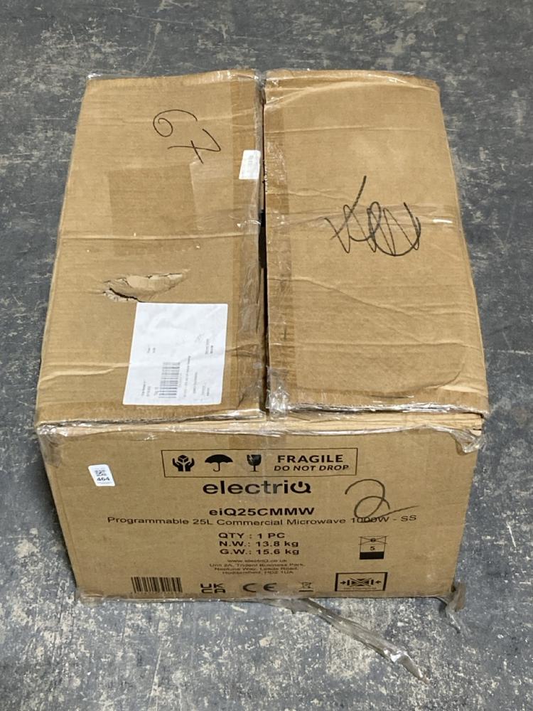 Lot 464  
            Chesterfield SR40 - Collection or Optional Delivery Available 

                
ELECTRIQ PROGRAMMABLE 25L COMMERCIAL MICROWAVE 1000W IN STAINLESS STEEL MODEL: EI...