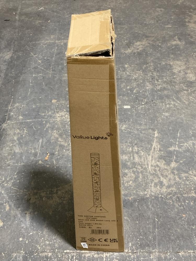 Lot 473  
            Chesterfield SR40 - Collection or Optional Delivery Available 

                
90CM LED RGB BUBBLE LAMP WITH 6 FISH (LOCATION: B RACKING)