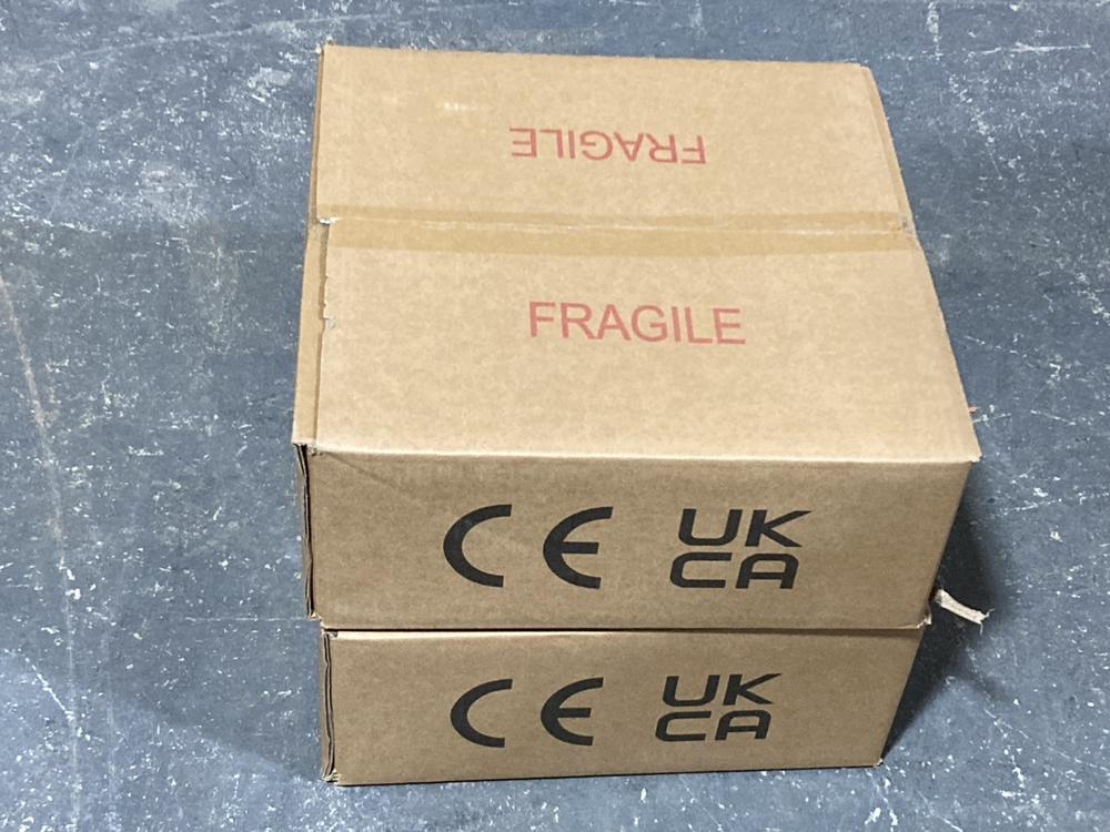 Lot 492  
            Chesterfield SR40 - Collection or Optional Delivery Available 

                
2 X OREGON 360MM ROUND FLUTED COUNTERTOP BASIN (LOCATION: B RACKING)