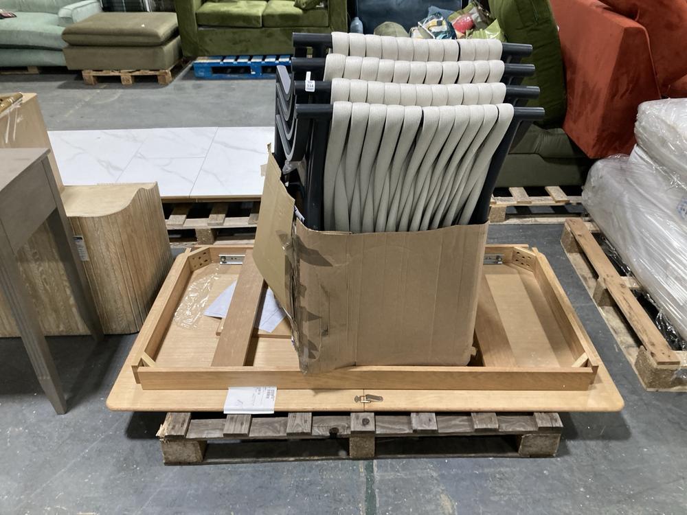 Lot 514  
            Chesterfield SR40 - Collection or Optional Delivery Available 

                
PALLET OF ASSORTED ITEMS TO INCLUDE GARDEN CHAIR IN BLACK/CREAM (LOCATION: B6)