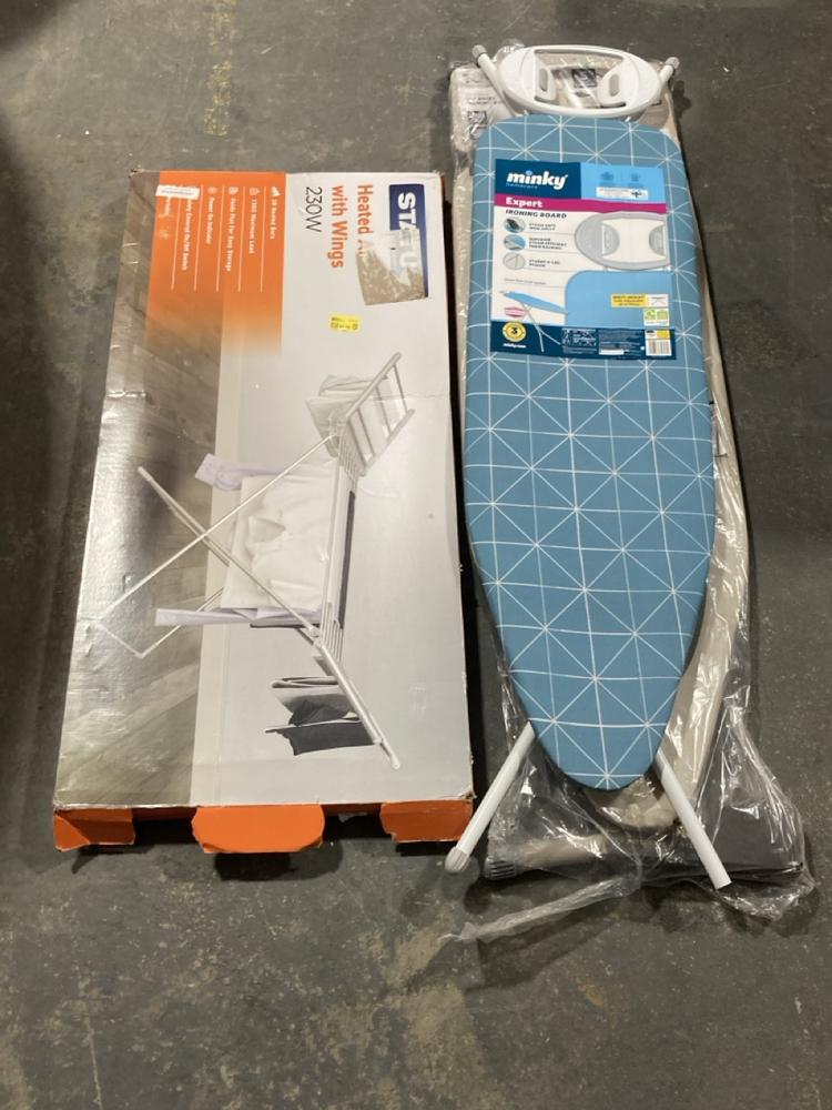 Lot 539  
            Chesterfield SR40 - Collection or Optional Delivery Available 

                
3 X ASSORTED ITEMS TO INCLUDE STATUS HEATED AIRER WITH WINGS (LOCATION: B RACKING)