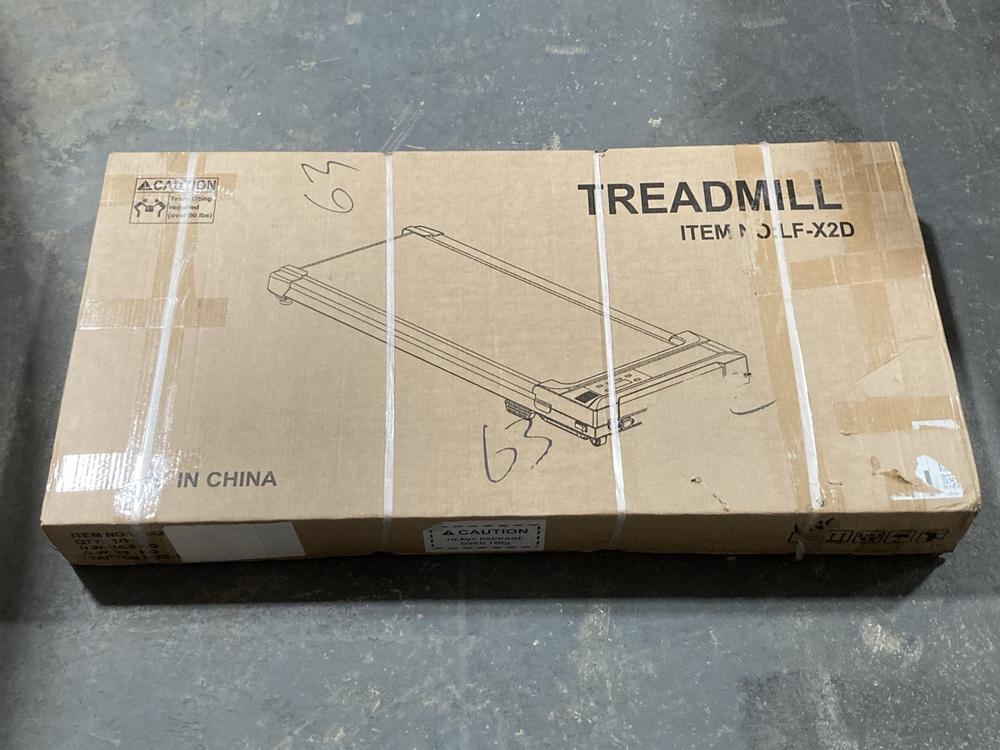 Lot 548  
            Chesterfield SR40 - Collection or Optional Delivery Available 

                
MOTORISED TREADMILL IN BLACK MODEL: LF-X2D (LOCATION: B RACKING)