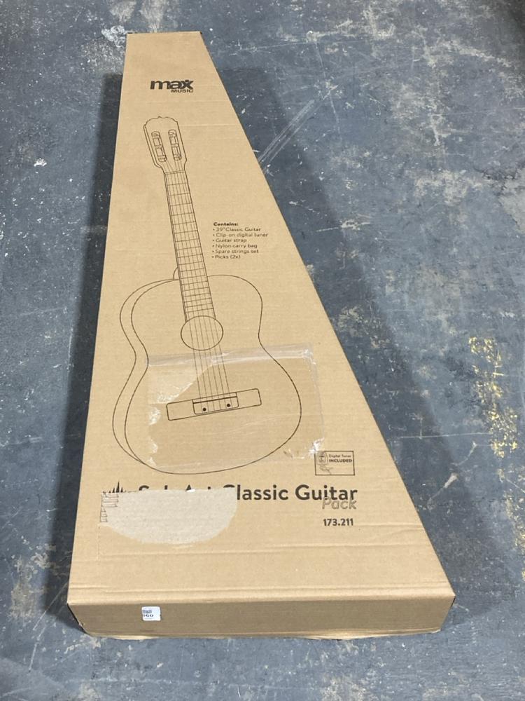 Lot 560  
            Chesterfield SR40 - Collection or Optional Delivery Available 

                
MAX MUSIC 39" CLASSIC GUITAR PACK (LOCATION: B RACKING)