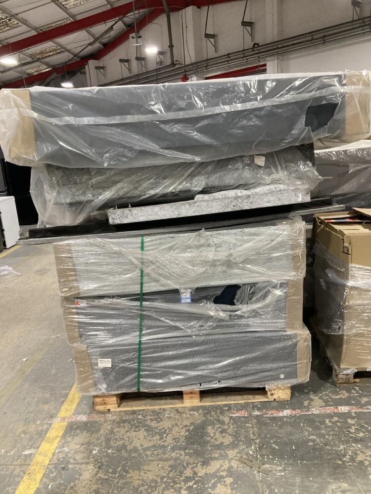 Lot 574  
            Chesterfield SR40 - Collection or Optional Delivery Available 

                
PALLET OF ASSORTED ITEMS TO INCLUDE HEADBOARD IN GREY (LOCATION: B4)