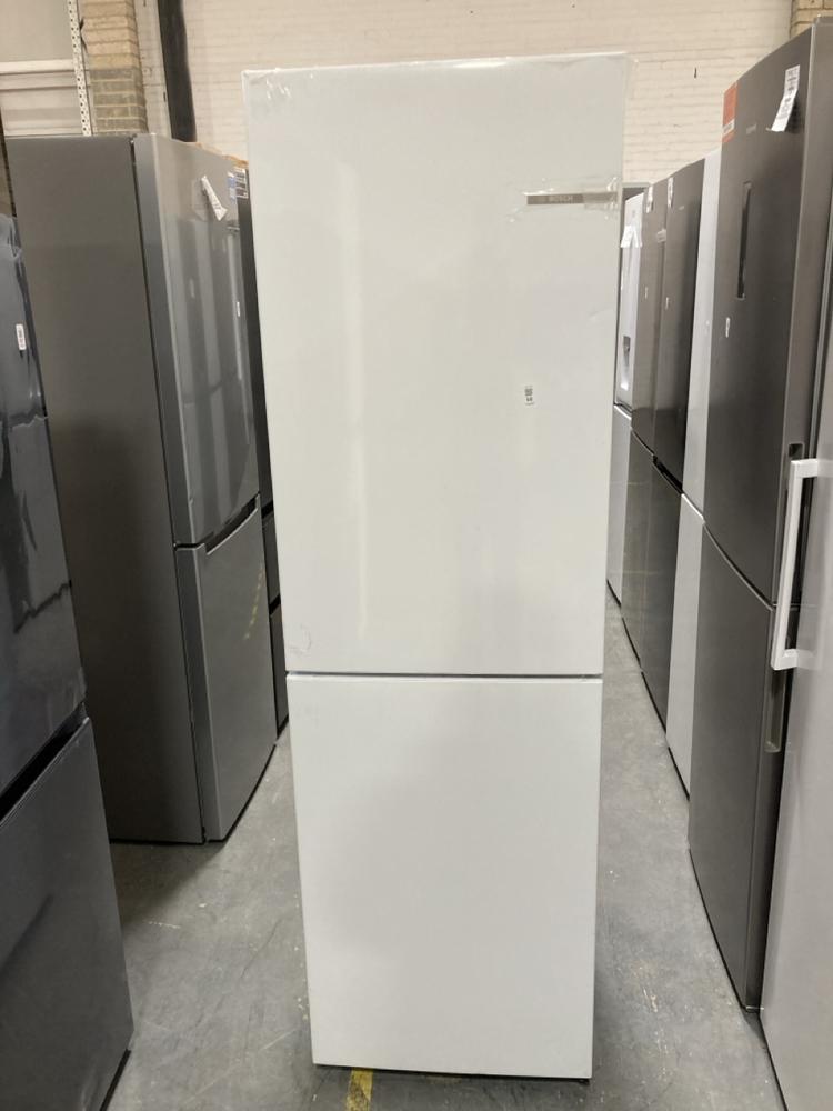 Lot 58  
            Chesterfield SR40 - Collection or Optional Delivery Available 

                
BOSCH SERIES 2 FREESTANDING 50/50 FRIDGE FREEZER IN WHITE - MODEL NO. KGB27 WEAG ...