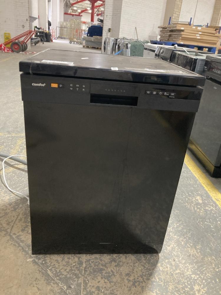 Lot 625  
            Chesterfield SR40 - Collection or Optional Delivery Available 

                
COMFEE FREESTANDING DISHWASHER IN BLACK MODEL: CDWPF1201PB-UK ORIGINAL RRP- £279 ...