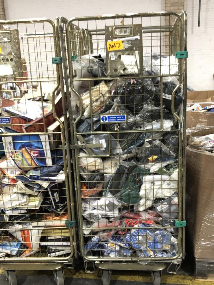 Lot 658  
            Chesterfield SR40 - Collection 

                
CAGE OF ASSORTED CLOTHING ITEMS TO INCLUDE WUDHU SOCKS (CAGE NOT INCLUDED) (LOCAT...