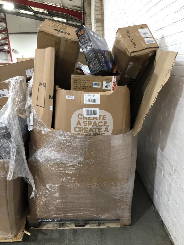 Lot 686  
            Chesterfield SR40 - Collection or Optional Delivery Available 

                
PALLET OF ASSORTED ITEMS TO INCLUDE REGINA KITCHEN ROLL (LOCATION: SR41)