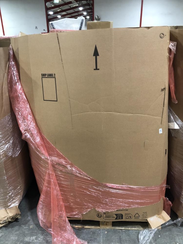 Lot 708  
            Chesterfield SR40 - Collection or Optional Delivery Available 

                
PALLET OF ASSORTED ITEMS TO INCLUDE SILVER GARDEN RAKE (LOCATION: SR41)