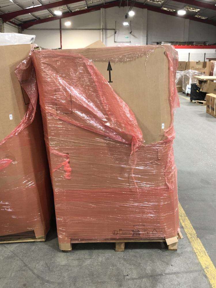 Lot 710  
            Chesterfield SR40 - Collection or Optional Delivery Available 

                
PALLET OF ASSORTED ITEMS TO INCLUDE NRS OVERBED TABLE (LOCATION: SR41)