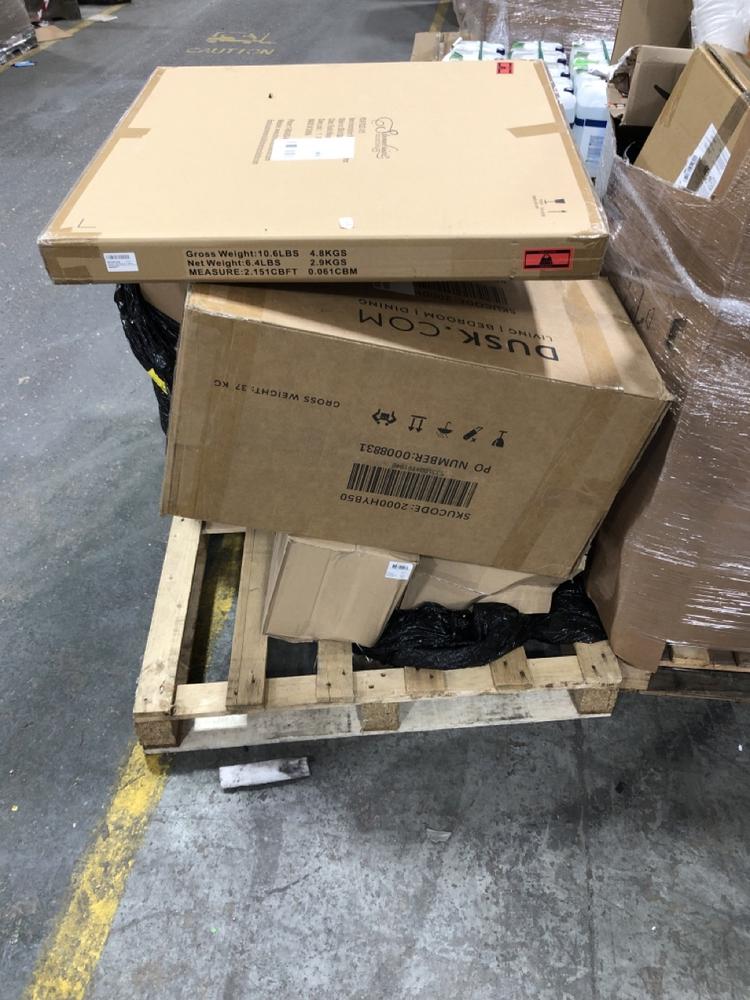 Lot 789  
            Chesterfield SR40 - Collection or Optional Delivery Available 

                
PALLET OF ASSORTED ITEMS TO INCLUDE STONEBRIAR MIRROR 31.3" (LOCATION: SR41)