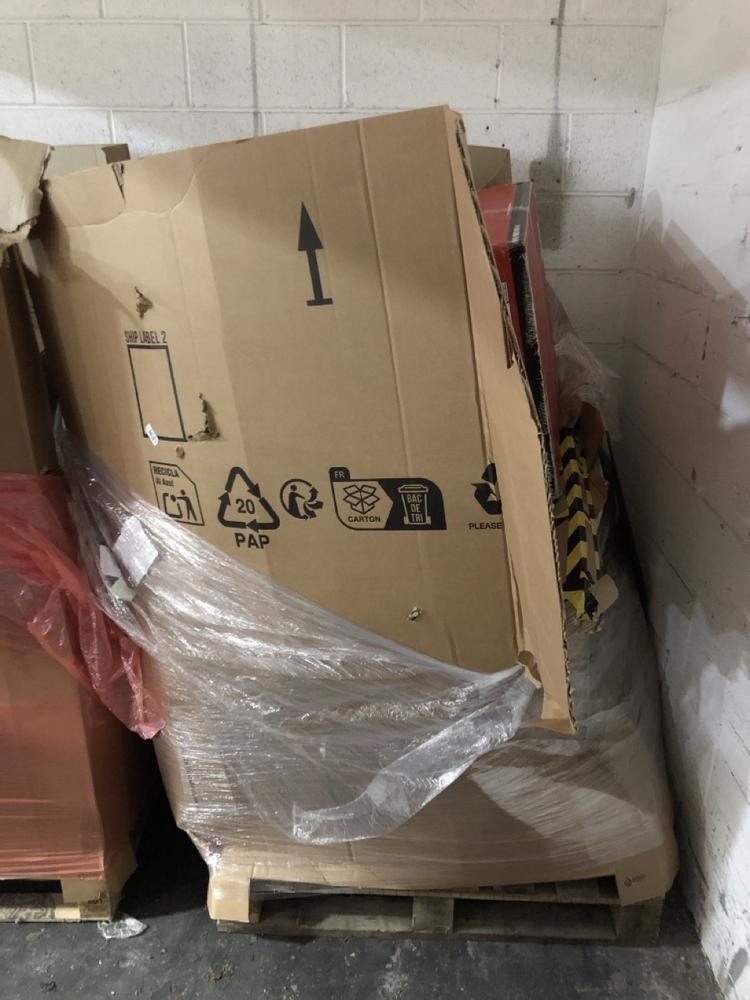Lot 811  
            Chesterfield SR40 - Collection or Optional Delivery Available 

                
PALLET OF ASSORTED ITEMS TO INCLUDE WORX LAWN MOWER (MILWAUKEE NOT IN BOX) (LOCAT...
