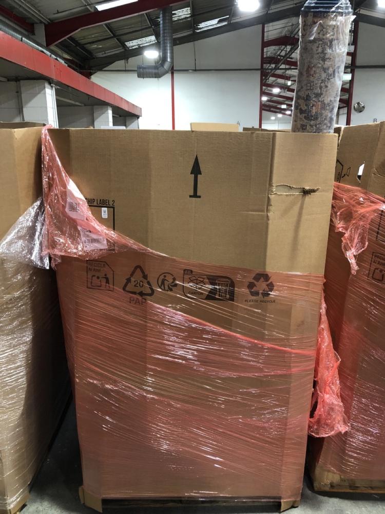 Lot 817  
            Chesterfield SR40 - Collection or Optional Delivery Available 

                
PALLET OF ASSORTED ITEMS TO INCLUDE FOLDING WALKING FRAME (LOCATION: SR41)