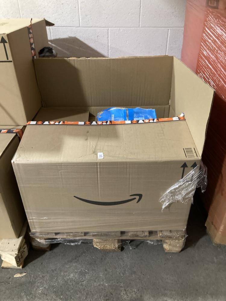 Lot 848  
            Chesterfield SR40 - Collection or Optional Delivery Available 

                
PALLET OF ASSORTED ITEMS TO INCLUDE FLASH SPEED MOP WET CLOTHS (LOCATION: SR41)