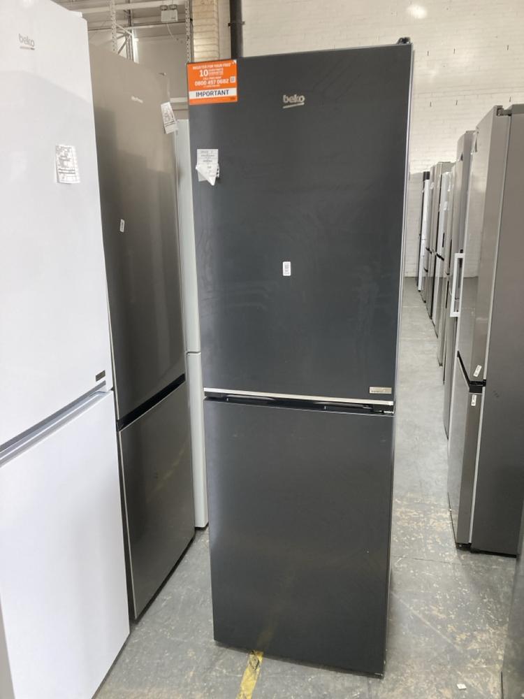 Lot 87  
            Chesterfield SR40 - Collection or Optional Delivery Available 

                
BEKO FREESTANDING FRIDGE FREEZER IN BLACK MODEL: CNG4692VA ORIGINAL RRP- £439 (LO...