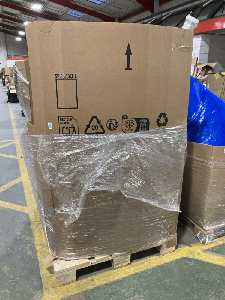 Lot 880  
            Chesterfield SR40 - Collection or Optional Delivery Available 

                
PALLET OF ASSORTED ITEMS TO INCLUDE OXO GOOD GRIPS MICROFIBER EXTENDABLE DUSTER (...