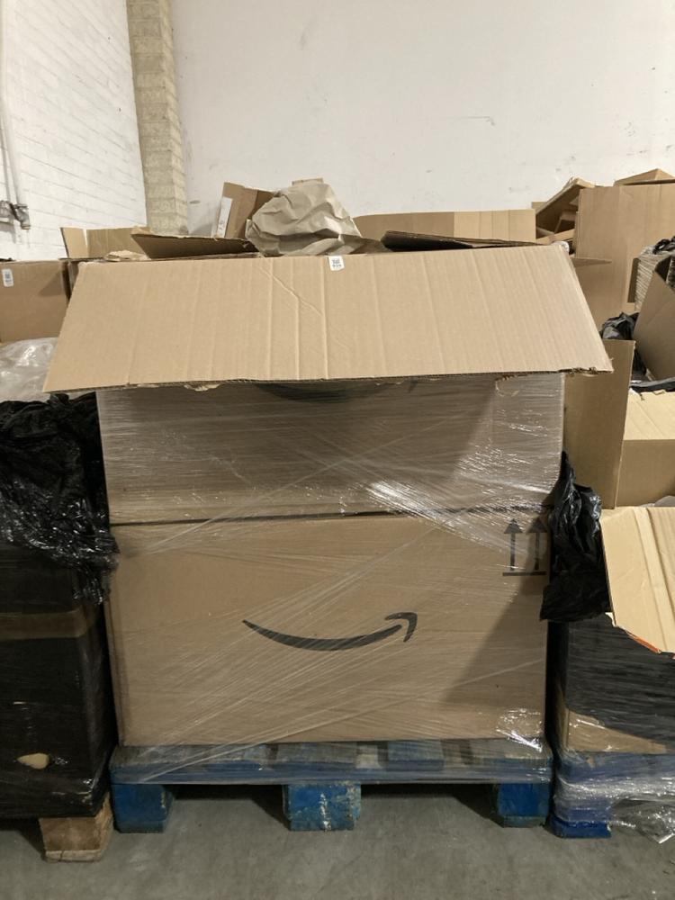 Lot 916  
            Chesterfield SR40 - Collection or Optional Delivery Available 

                
PALLET OF KICKERBALLS IN ORANGE/WHITE (LOCATION: SR42)