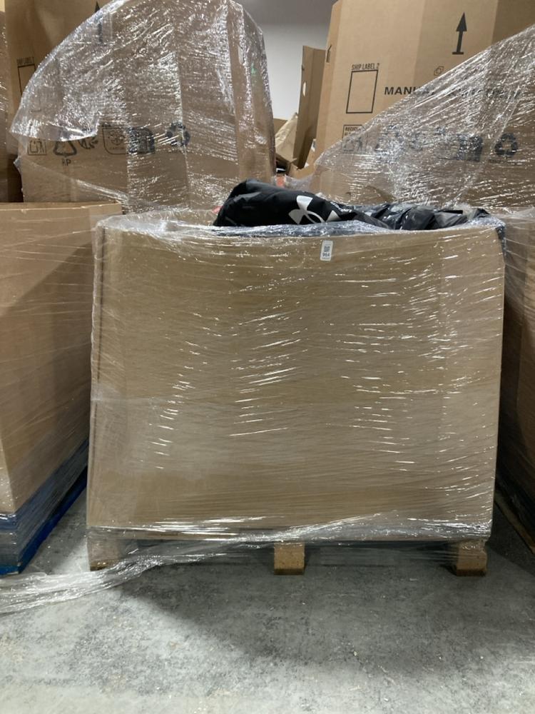 Lot 964  
            Chesterfield SR40 - Collection or Optional Delivery Available 

                
PALLET OF ASSORTED ITEMS TO INCLUDE UNDER ARMOUR BAG IN BLACK (LOCATION: SR42)