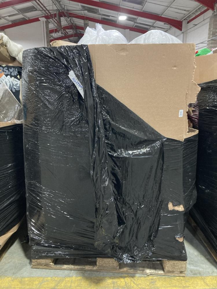 Lot 992  
            Chesterfield SR40 - Collection or Optional Delivery Available 

                
PALLET OF ASSORTED ITEMS TO INCLUDE BRABANTIA IRONING BOARD (LOCATION: SR42)