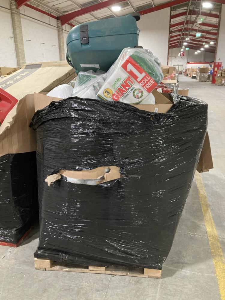 Lot 995  
            Chesterfield SR40 - Collection or Optional Delivery Available 

                
PALLET OF ASSORTED ITEMS TO INCLUDE TOILET TISSUE (LOCATION: SR42)
