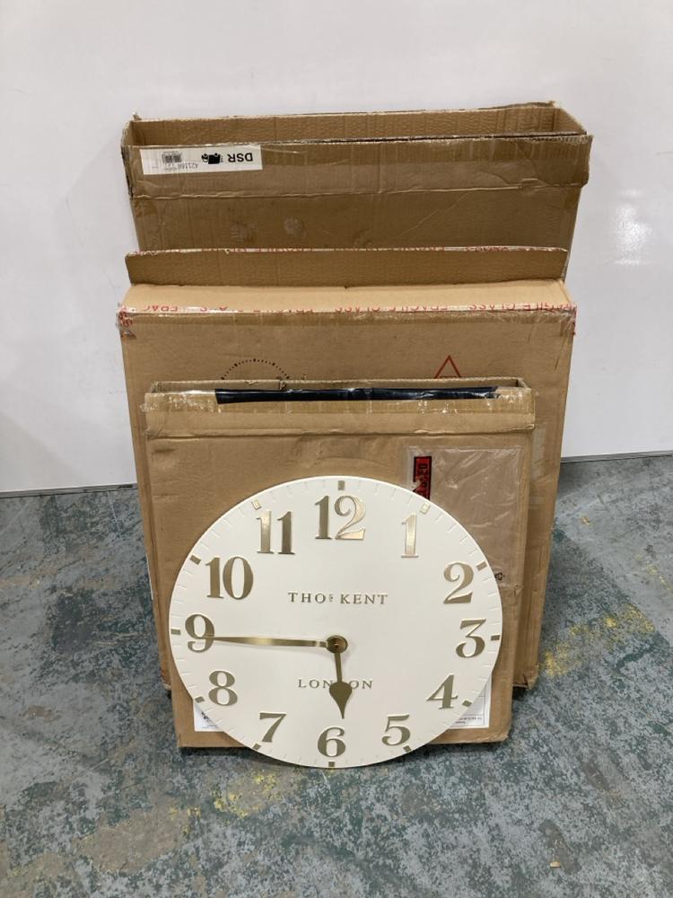 Lot 101  
            Chesterfield SR36 - Collection or Optional Delivery Available 

                
4 X ASSORTED ITEMS TO INCLUDE OYSTER LARGE GRAND CLOCK BRONZE 26IN - ITEM NO. 421...