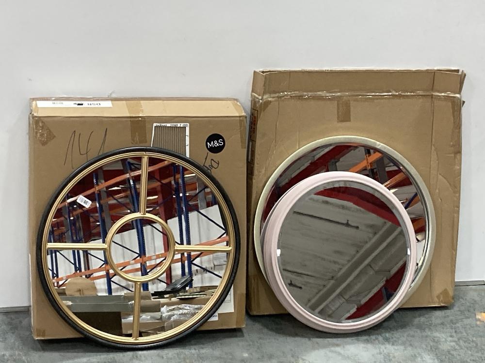 Lot 109  
            Chesterfield SR36 - Collection 

                
3 X ASSORTED MIRRORS TO INCLUDE ROCCA ROUND MIRROR GOLD 600X30X600MM - ITEM NO. 7...