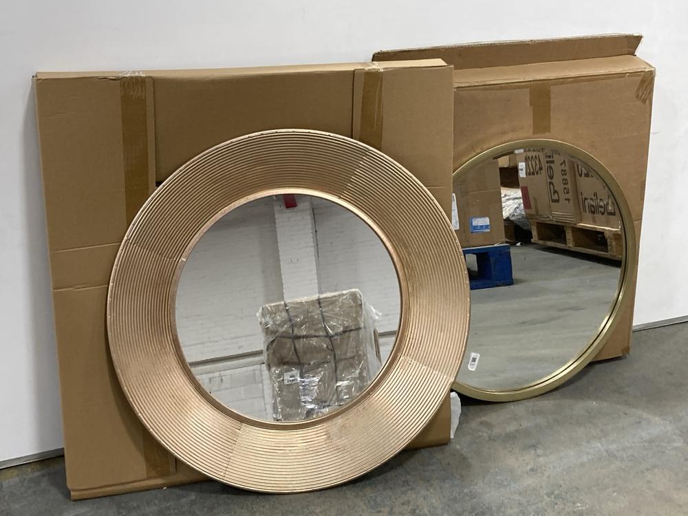 Lot 110  
            Chesterfield SR36 - Collection 

                
KNOWLE MIRROR 720X70X720MM - ITEM NO. 237963 - ORIGINAL RRP £119.95 TO INCLUDE RO...