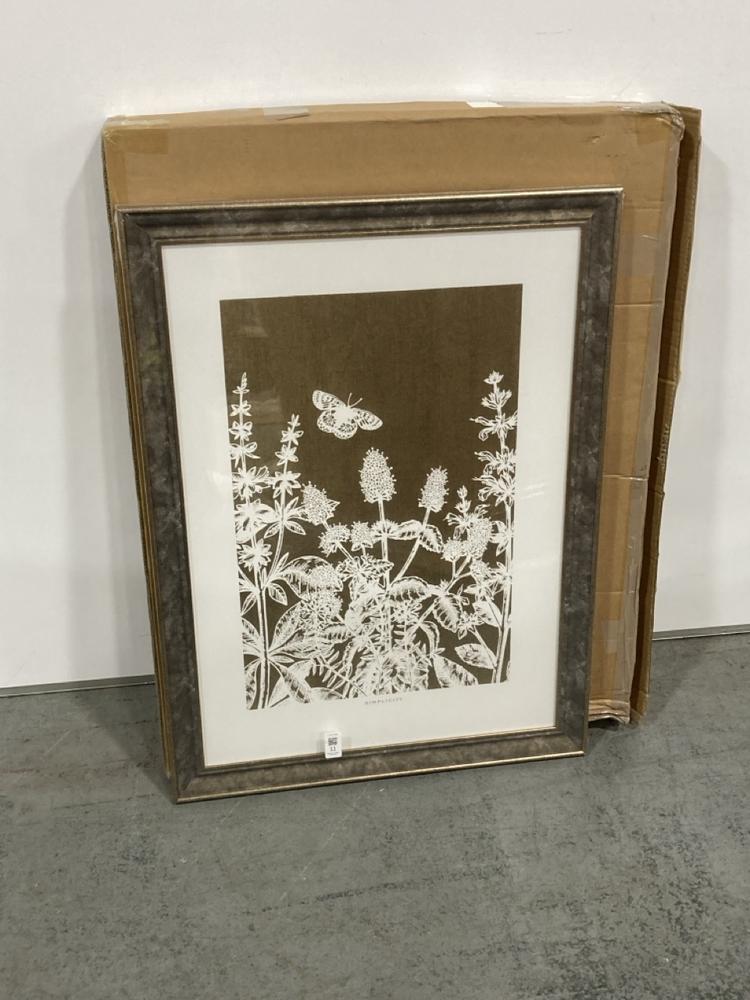 Lot 11  
            Chesterfield SR36 - Collection 

                
SIMPLICITY FRAMED ART 550X22X750MM - ITEM NO. 436872 - ORIGINAL RRP £135 (COLLECT...