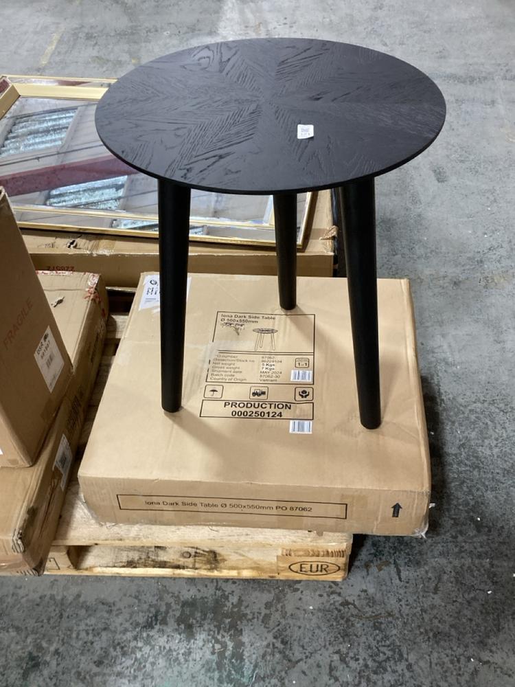 Lot 121  
            Chesterfield SR36 - Collection or Optional Delivery Available 

                
IONA DARK SIDE TABLE 500X550MM (LOCATION: SR36 A6)