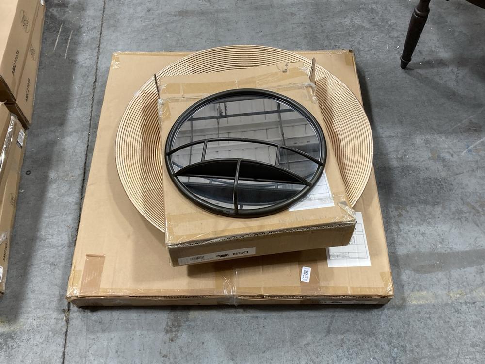 Lot 176  
            Chesterfield SR36 - Collection 

                
SHELF ROUND SMALL MIRROR TO INCLUDE KNOWLE MIRROR 720X70X720MM - ITEM NO. 237963 ...